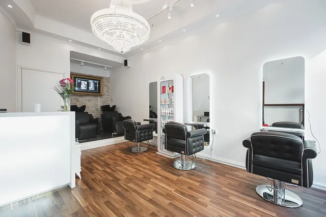 Bebas Hair & Beauty AB