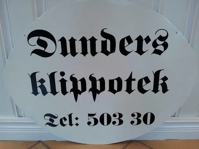 Dunder Hansson, Petra