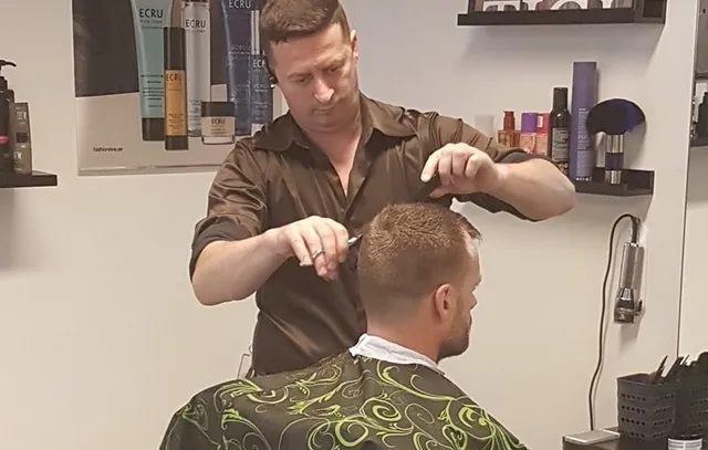 Weiday, Simret Maekele